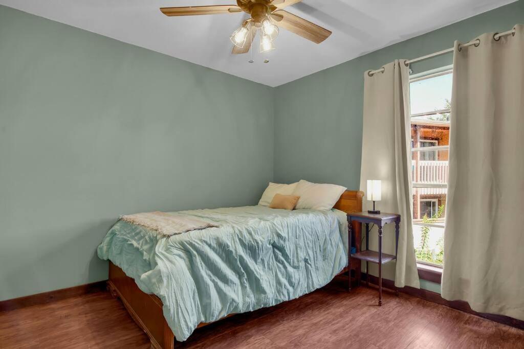 Condo Near Downtown Austin! ภายนอก รูปภาพ