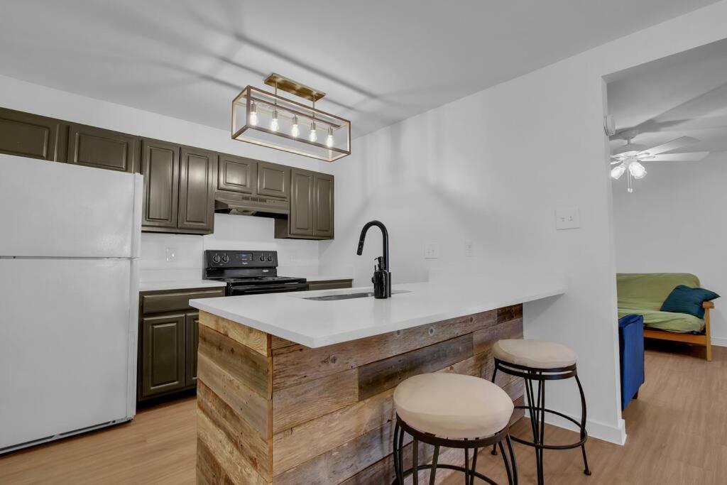 Condo Near Downtown Austin! ภายนอก รูปภาพ